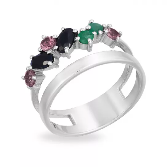 Кольцо с корундом из серебра